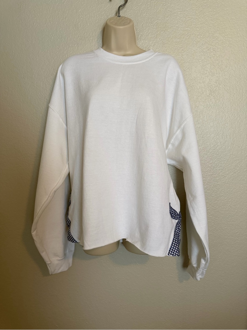 Gildan White Crewneck Sweatshirt with Gingham Bow Accents